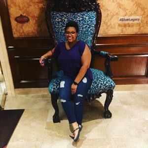 Meet your Posher, April